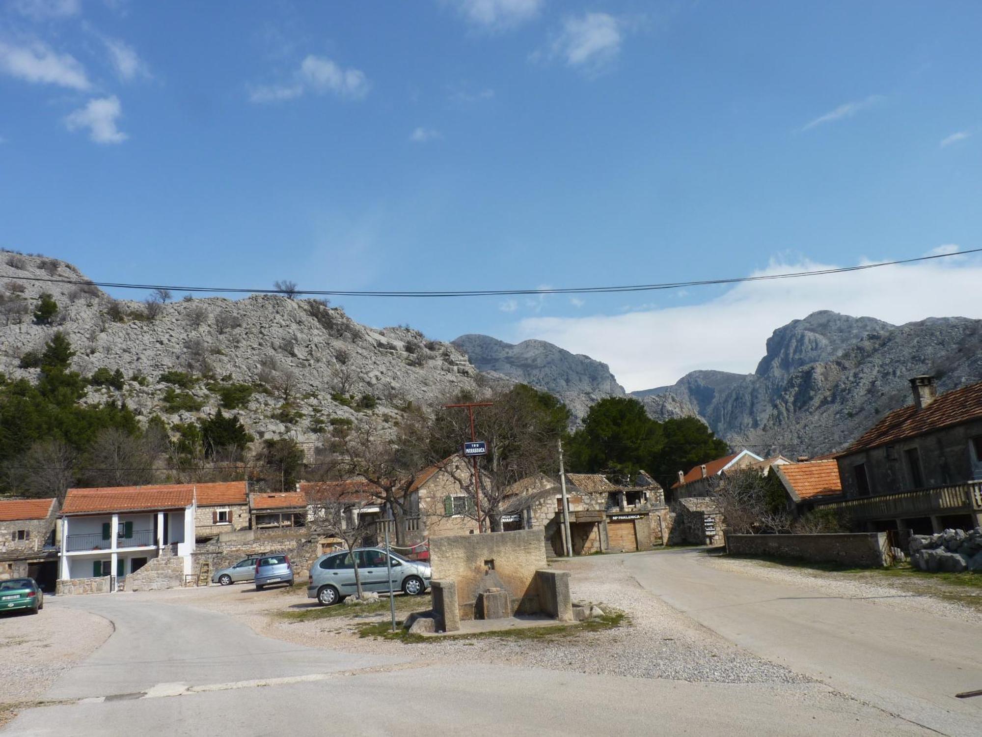 Holiday Home Paklenica Starigrad Paklenica Bagian luar foto