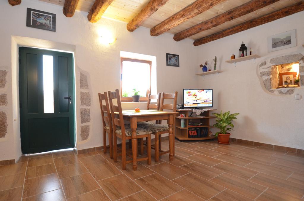 Holiday Home Paklenica Starigrad Paklenica Bagian luar foto