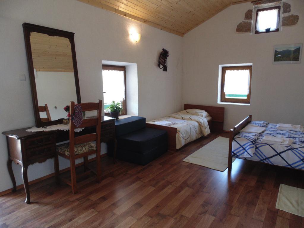 Holiday Home Paklenica Starigrad Paklenica Bagian luar foto