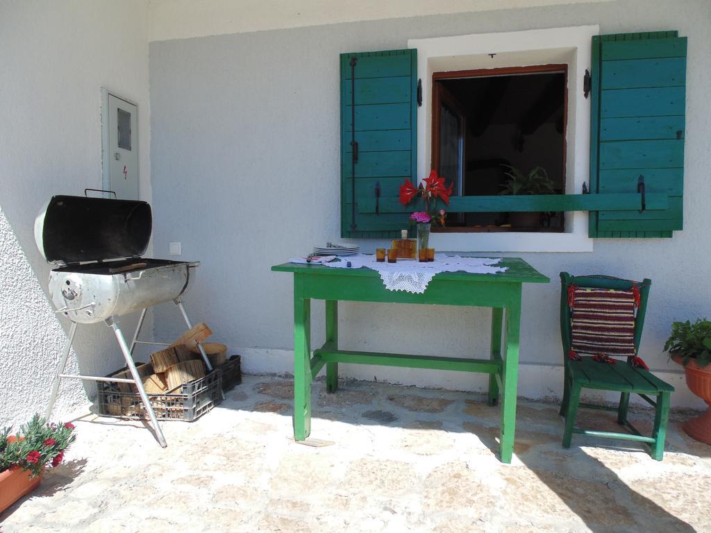 Holiday Home Paklenica Starigrad Paklenica Bagian luar foto