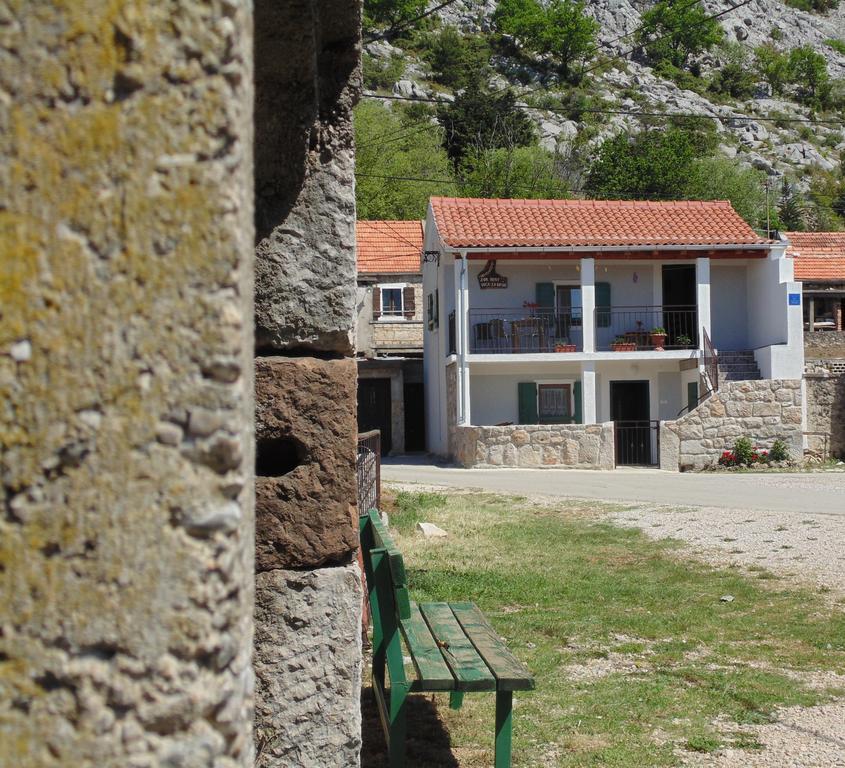Holiday Home Paklenica Starigrad Paklenica Bagian luar foto