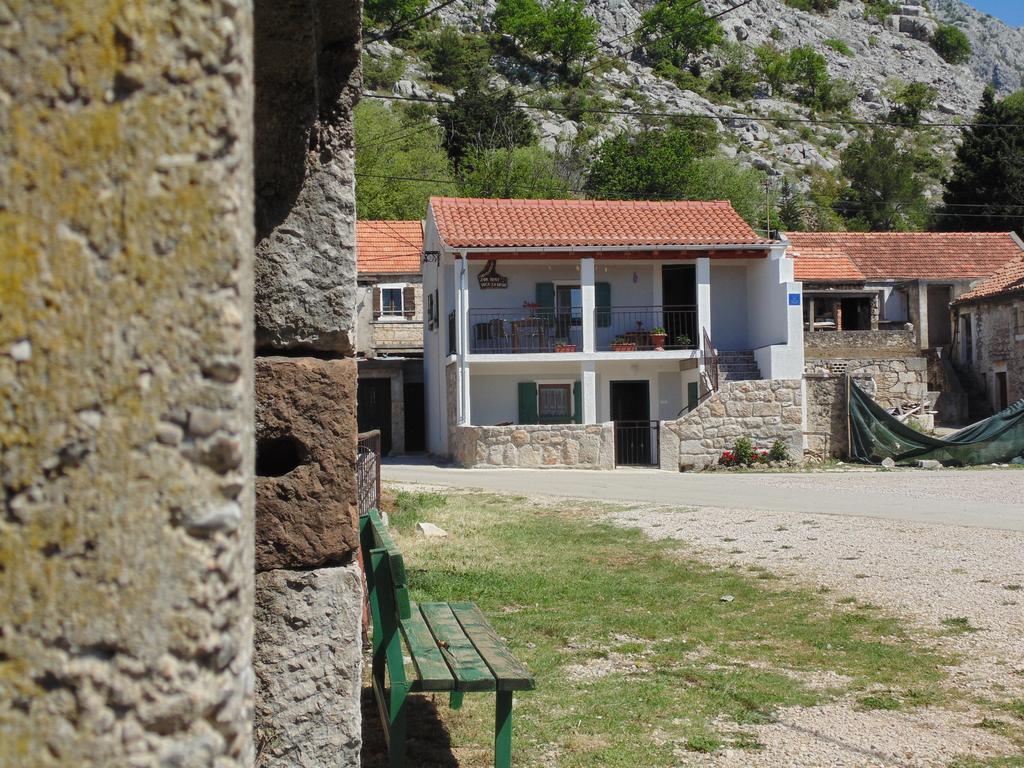 Holiday Home Paklenica Starigrad Paklenica Bagian luar foto